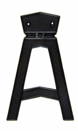 PLAQUE STRUT